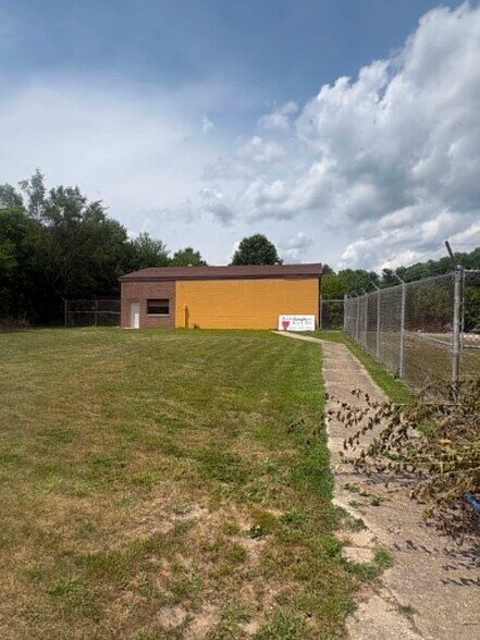 14447 IL-34, Benton, IL à vendre - Photo principale – Image 1 sur 3