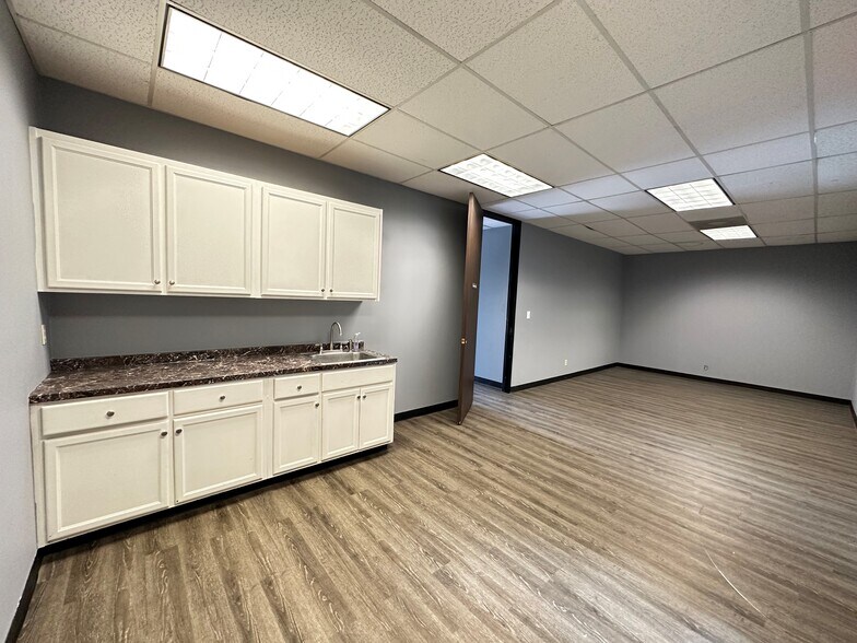 11421 Todd St, Houston, TX à vendre - Photo intérieure – Image 2 sur 8