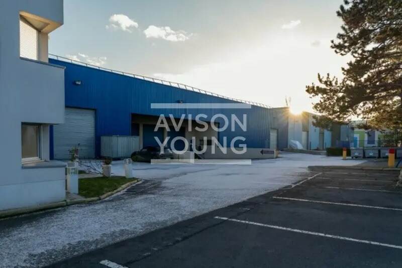 Industriel/Logistique dans Gonesse à louer - Photo de l’immeuble – Image 3 sur 7