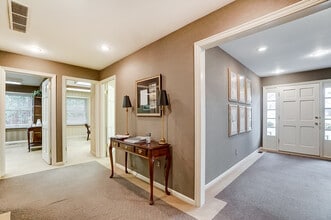 1354 N Monroe Dr, Xenia, OH à vendre Photo intérieure– Image 2 sur 11