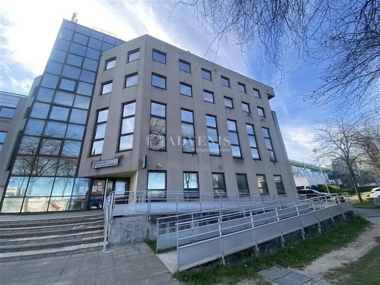 Bureau dans Rosny-sous-Bois à louer - Photo de l’immeuble – Image 2 sur 9