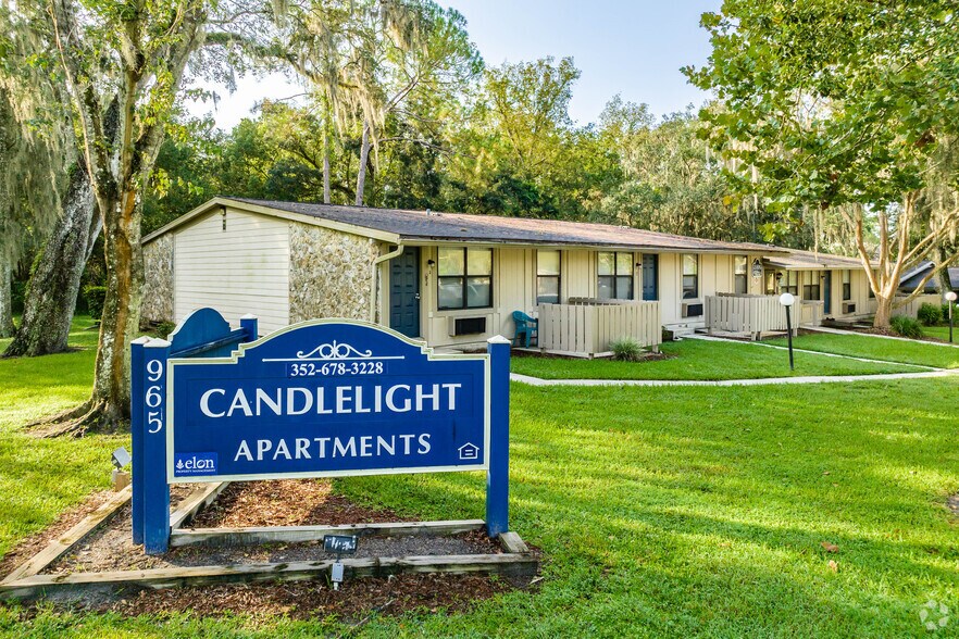 965 Candlelight Blvd, Brooksville, FL à vendre - Photo de l’immeuble – Image 2 sur 29