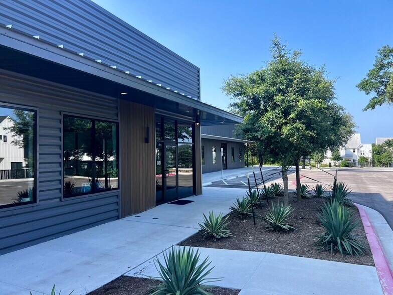 4100 E 51st St, Austin, TX à louer - Photo de l’immeuble – Image 2 sur 6