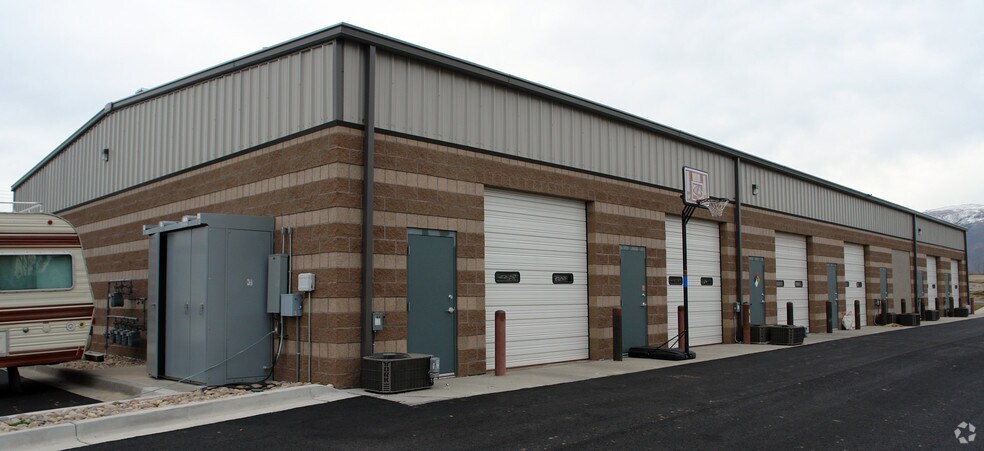 540 E 1700 St S, Clearfield, UT à louer - Photo de l’immeuble – Image 2 sur 13