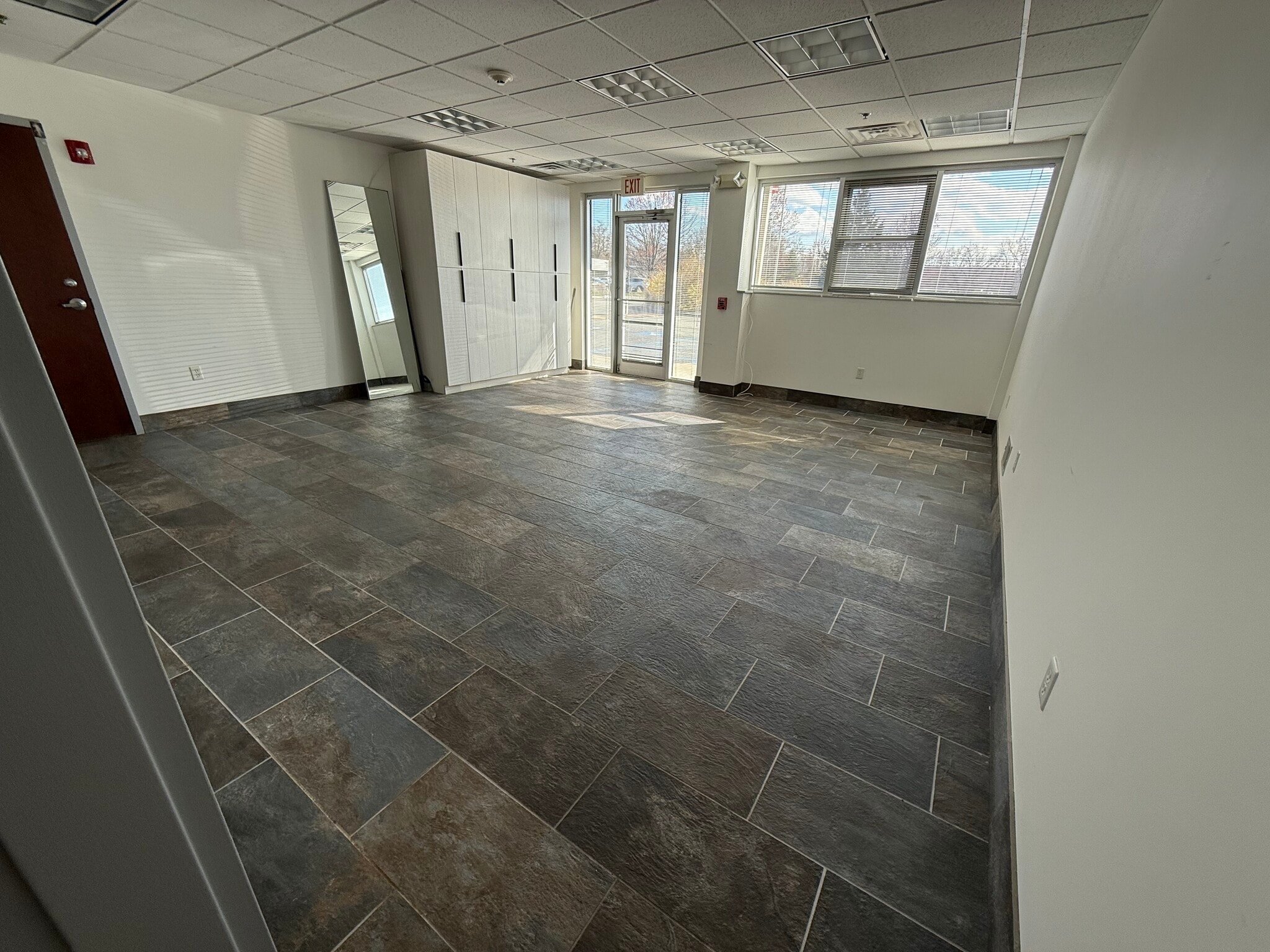 496 Temple Hill Rd, New Windsor Township, NY à louer Photo intérieure– Image 1 sur 3