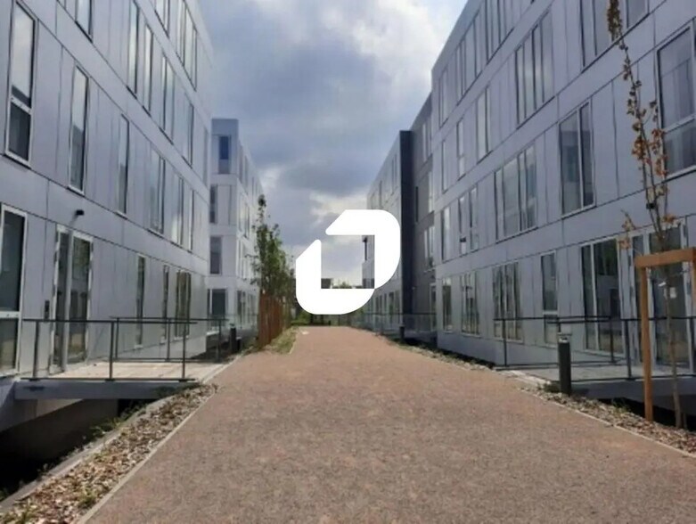 Bureau dans Loos à louer - Photo de l’immeuble – Image 2 sur 5