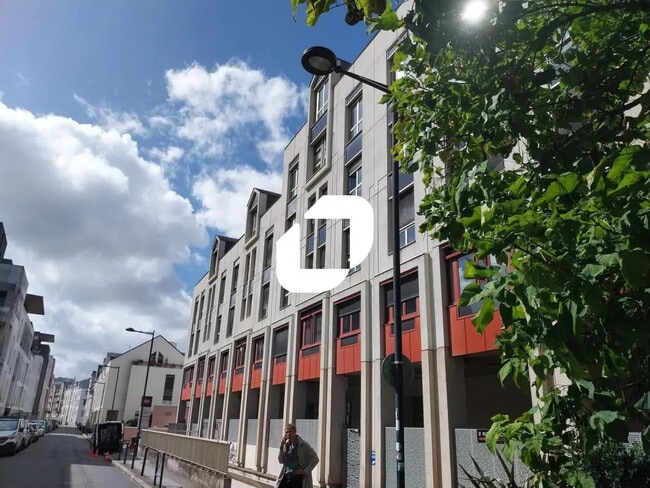 Plus de détails pour Bureau à vendre