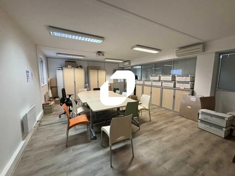 Bureau dans Lyon à louer - Photo de l’immeuble – Image 3 sur 15