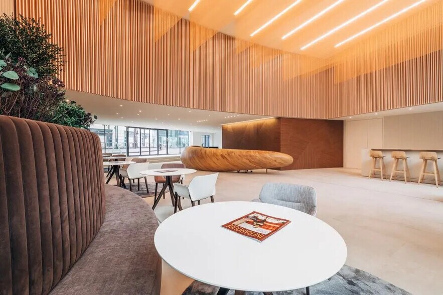 159 Rue Anatole France, Levallois-Perret à louer - Photo de l’immeuble – Image 2 sur 9