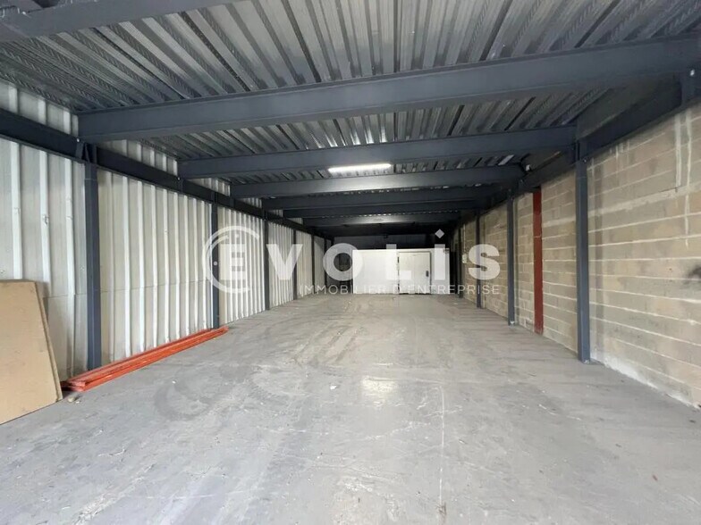 Local d’activités dans Valenton à louer - Photo de l’immeuble – Image 2 sur 6