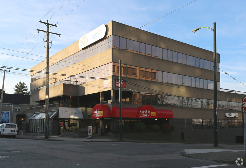 1401 W 8th Ave, Vancouver, BC à louer - Photo de l’immeuble – Image 3 sur 13