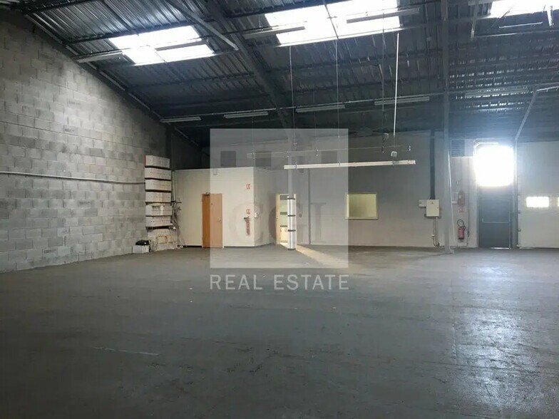 Bureau dans Rillieux-la-Pape à louer - Photo de l’immeuble – Image 2 sur 11
