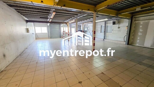 Plus de détails pour 8 Route De La Sabliere, Marseille - Local d'activités à louer