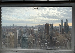 122 E 42nd St, New York, NY à louer Photo intérieure– Image 1 sur 4