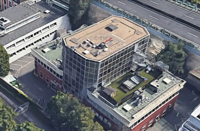 Plus de détails pour Bureau à vendre