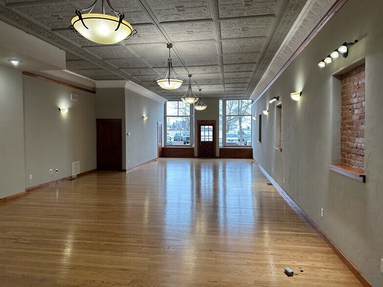 23 W Main St, Belgrade, MT à vendre - Photo intérieure – Image 2 sur 18