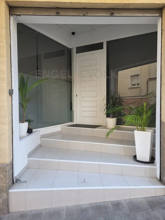 Carrer Creu, Sant Just Desvern, BAR 08960 -  -  - Photo intérieure - Image 1 of 8