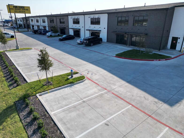 2828 Interstate 30, Mesquite, TX à louer - Photo de l’immeuble – Image 2 sur 15