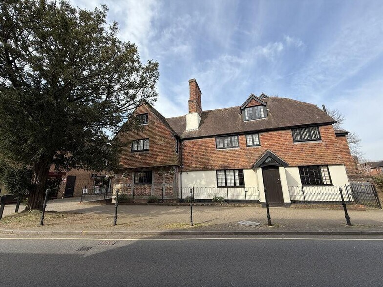 Brook St, Bishops Waltham à vendre - Photo de l’immeuble – Image 3 sur 16