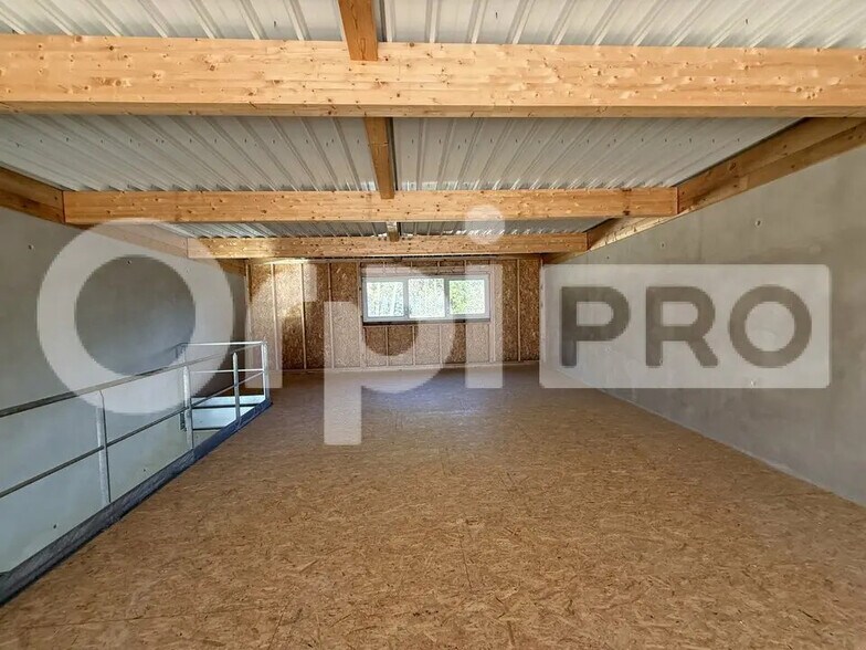 Local commercial dans Saubrigues à louer - Photo de l’immeuble – Image 3 sur 9