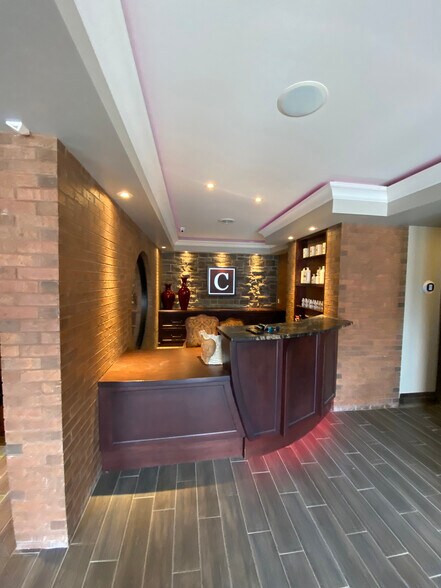 424 Waterloo St, London, ON à vendre - Photo intérieure – Image 2 sur 17