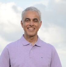 Ray Bayat