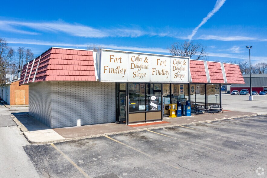 1016 Tiffin Ave, Findlay, OH à vendre - Photo de l’immeuble – Image 2 sur 3