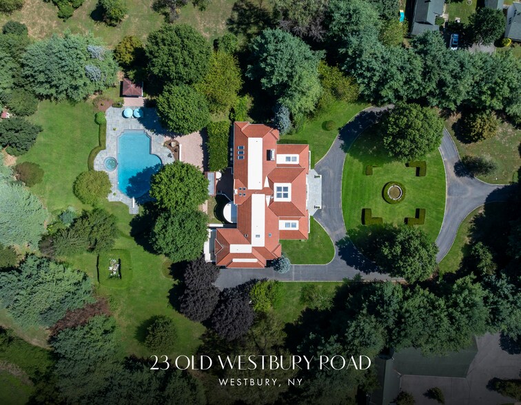 23 Old Westbury Rd, Old Westbury, NY à vendre - Photo principale – Image 1 sur 15