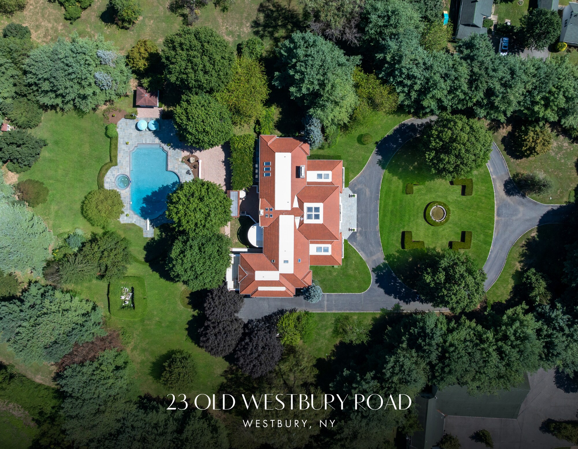 23 Old Westbury Rd, Old Westbury, NY à vendre Photo principale– Image 1 sur 16