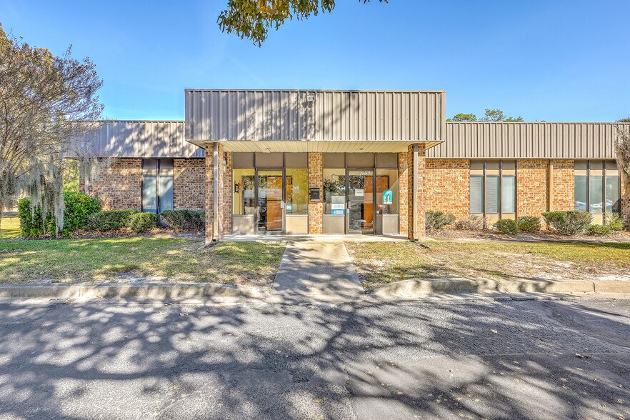 415 Robertson Blvd, Walterboro, SC à vendre - Photo principale – Image 1 sur 8