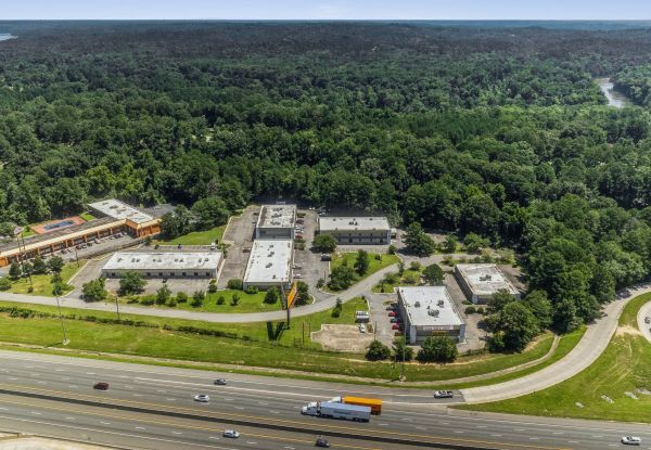 Executive Office Park North portefeuille de 5 biens à vendre sur LoopNet.fr - Aérien – Image 1 sur 6