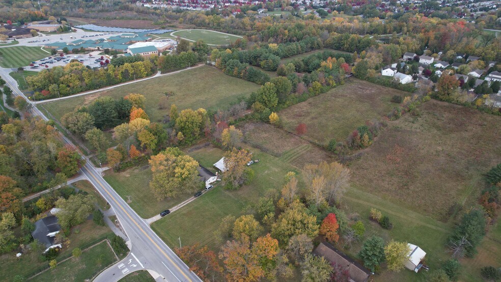 11798-11842 E 131st St, Fishers, IN à vendre - Aérien – Image 2 sur 6