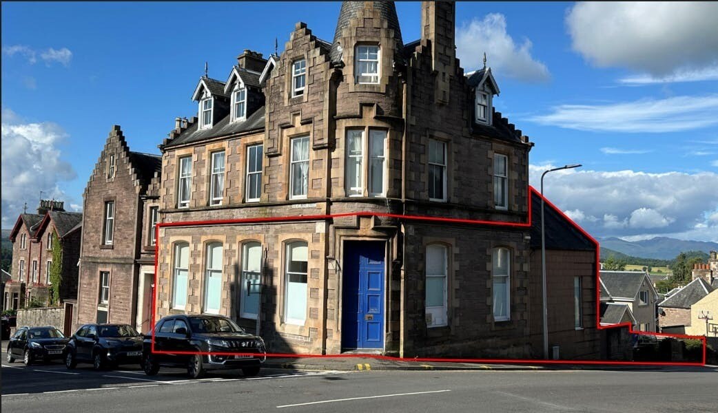1 Galvelmore St, Crieff à louer Photo de l’immeuble– Image 1 sur 11