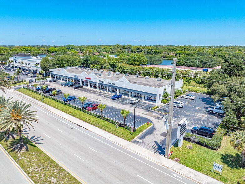 3301 W Boynton Beach Blvd, Boynton Beach, FL à vendre - Photo de l’immeuble – Image 2 sur 14