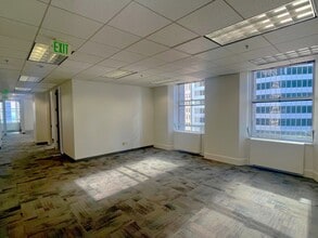 100 Bush St, San Francisco, CA à louer Photo intérieure– Image 2 sur 9