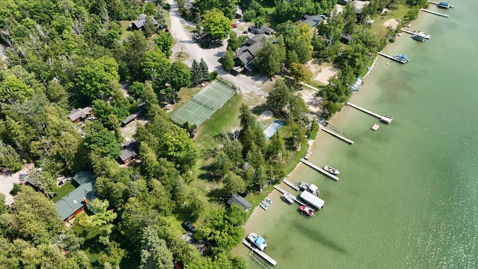 18730 Fireside Hwy, Presque Isle, MI à vendre - Photo de l’immeuble – Image 3 sur 11