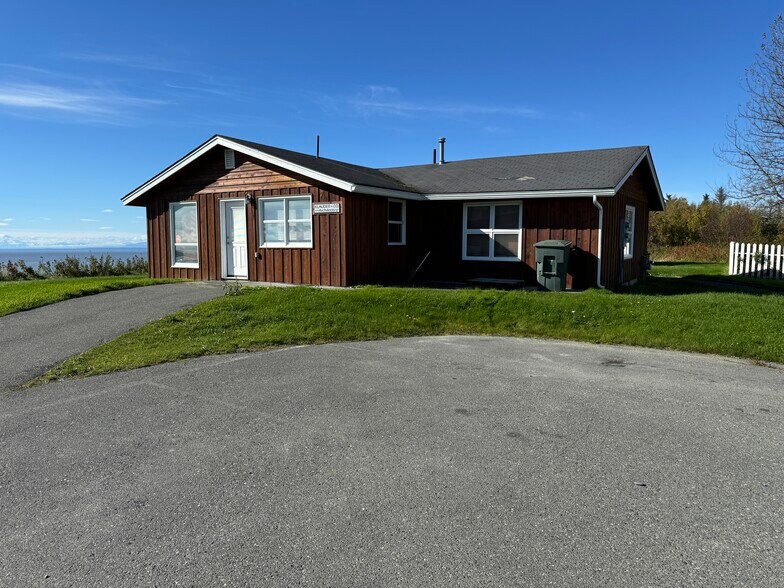 606 Petersen Way, Kenai, AK à louer - Photo de l’immeuble – Image 3 sur 21
