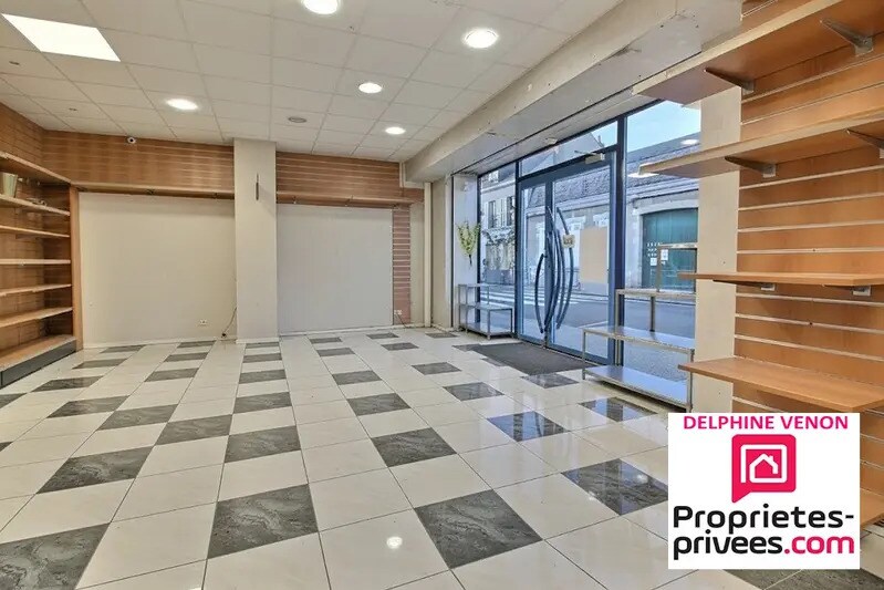 Local commercial dans Châteauneuf-sur-Loire à louer - Photo de l’immeuble – Image 2 sur 3