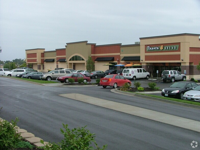 1209 N Belt Hwy, Saint Joseph, MO à louer - Photo principale – Image 1 sur 3