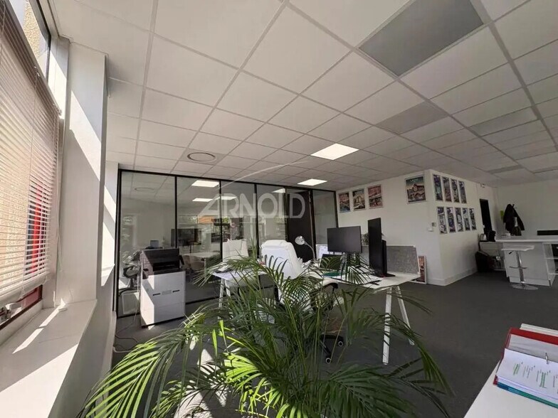 Bureau dans Nantes à louer - Photo de l’immeuble – Image 3 sur 6