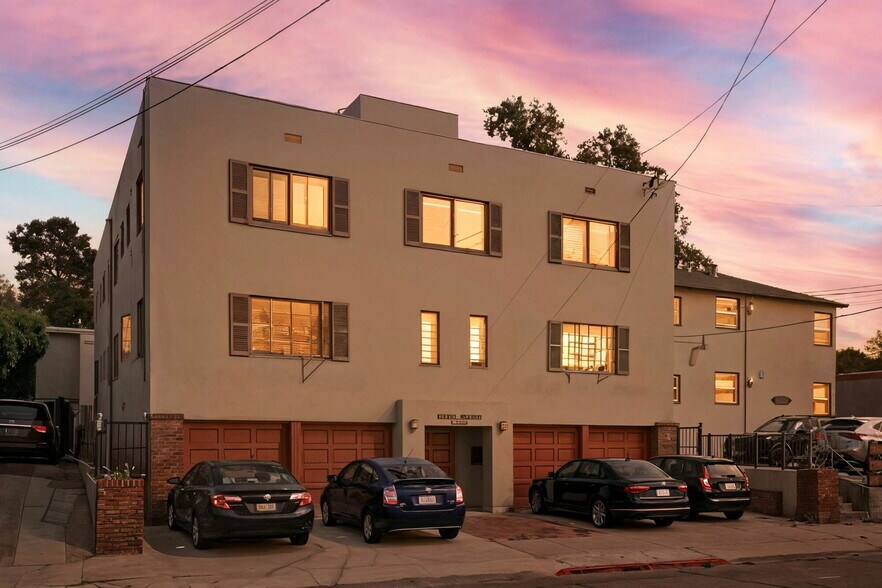 1919 Curtis St, Berkeley, CA à vendre - Photo de l’immeuble – Image 2 sur 79
