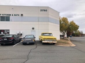 21760 Beaumeade Cir, Ashburn, VA à louer Photo de l’immeuble– Image 2 sur 16