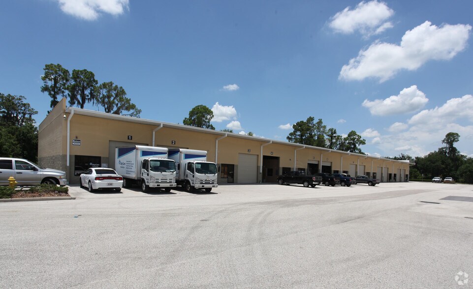 4040 Kidron Rd, Lakeland, FL à louer - Photo de l’immeuble – Image 2 sur 5