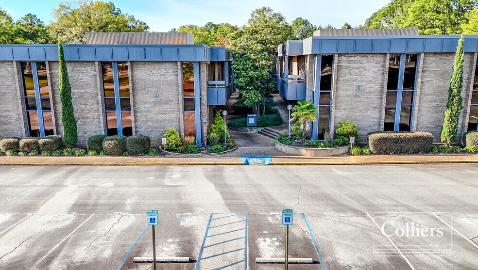 800 Dutch Square Blvd, Columbia, SC à vendre - Photo principale – Image 1 sur 3