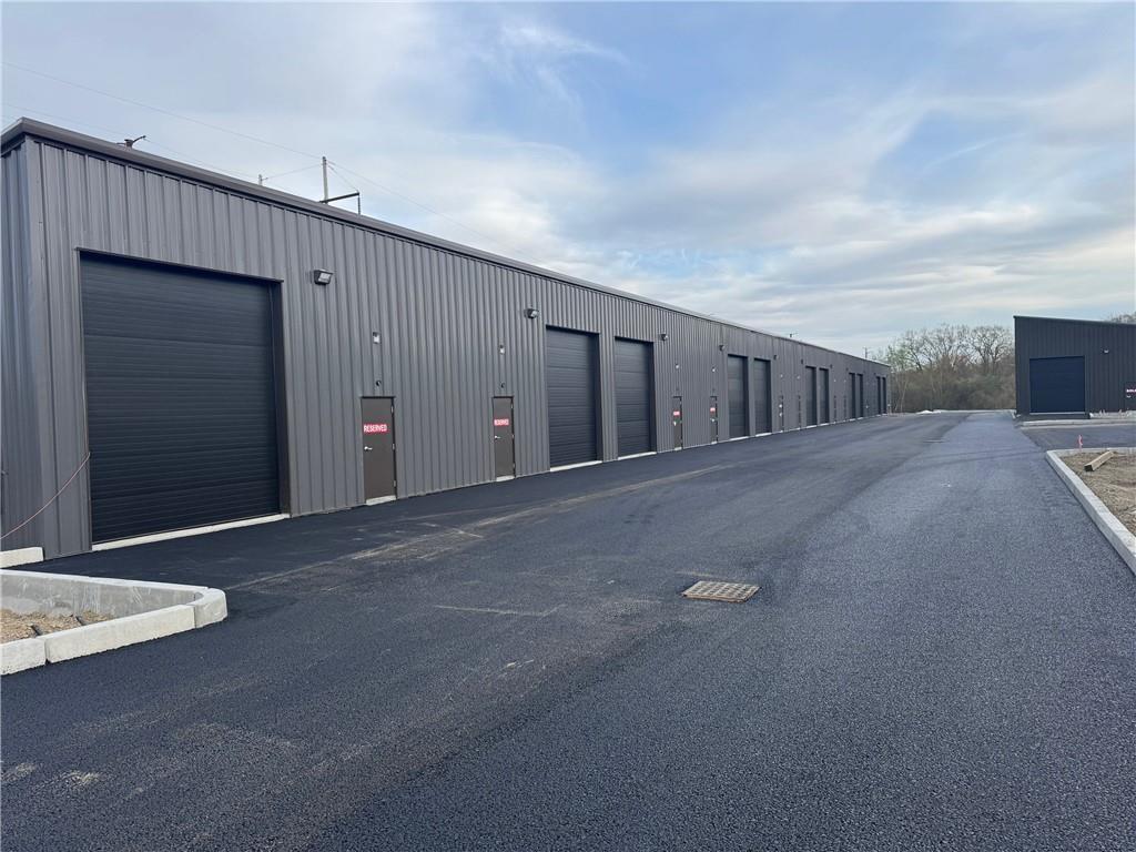 2360 Plainfield Pike, Cranston, RI à louer Photo intérieure– Image 1 sur 2