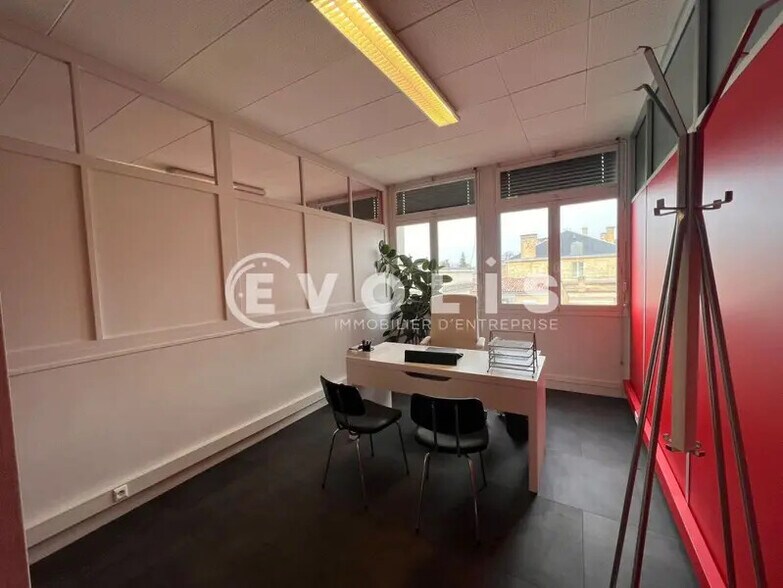 Bureau dans Bordeaux à louer - Photo intérieure – Image 1 sur 5