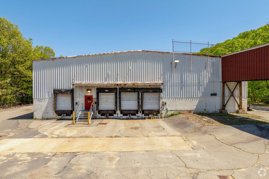 99 Green St, Clinton, MA à vendre - Photo de l’immeuble – Image 3 sur 7