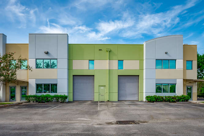 5403 N Haverhill Rd, West Palm Beach, FL à louer Photo principale– Image 1 sur 4