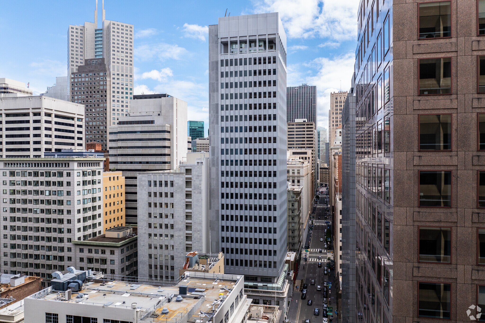 456 Montgomery St, San Francisco, CA à louer Photo de l’immeuble– Image 1 sur 2