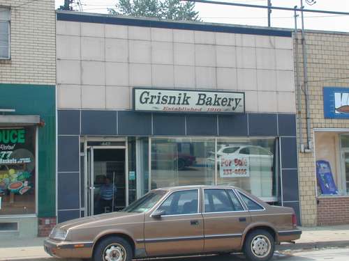 442 Saint Clair Ave, Clairton, PA à vendre - Photo de l’immeuble – Image 2 sur 4